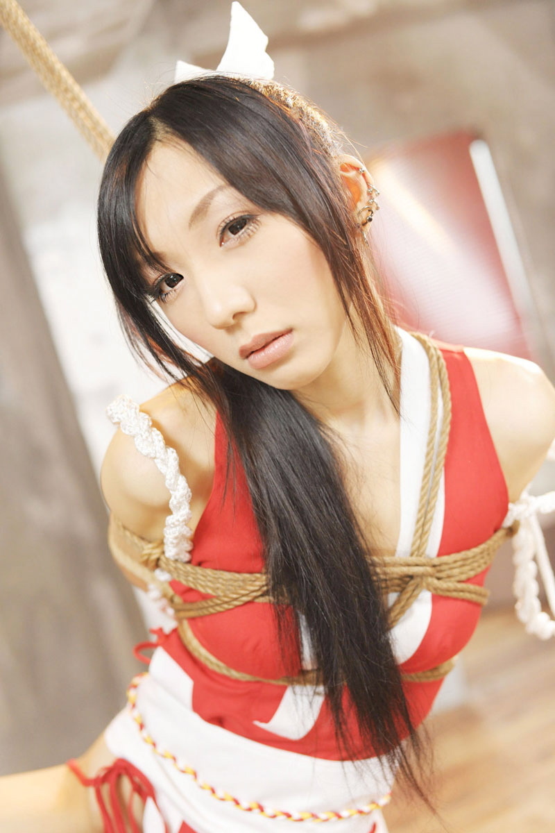 [Cosplay]  King Of Fighters - HOT B. Jennet & MAi Shiranui